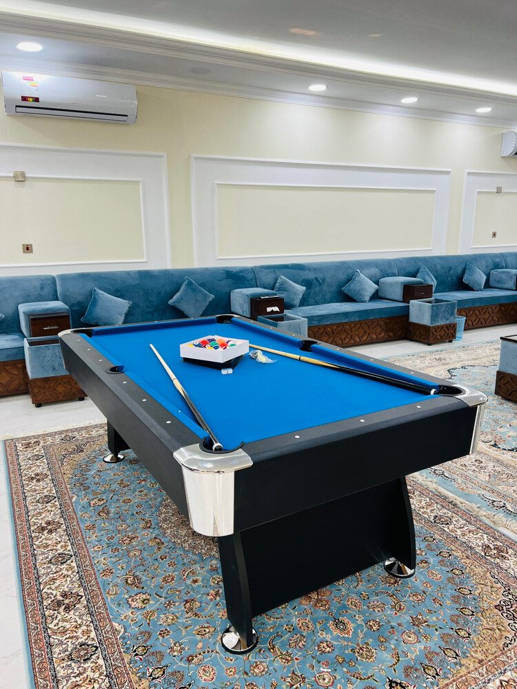 Billiard pool table 7 fits - 2