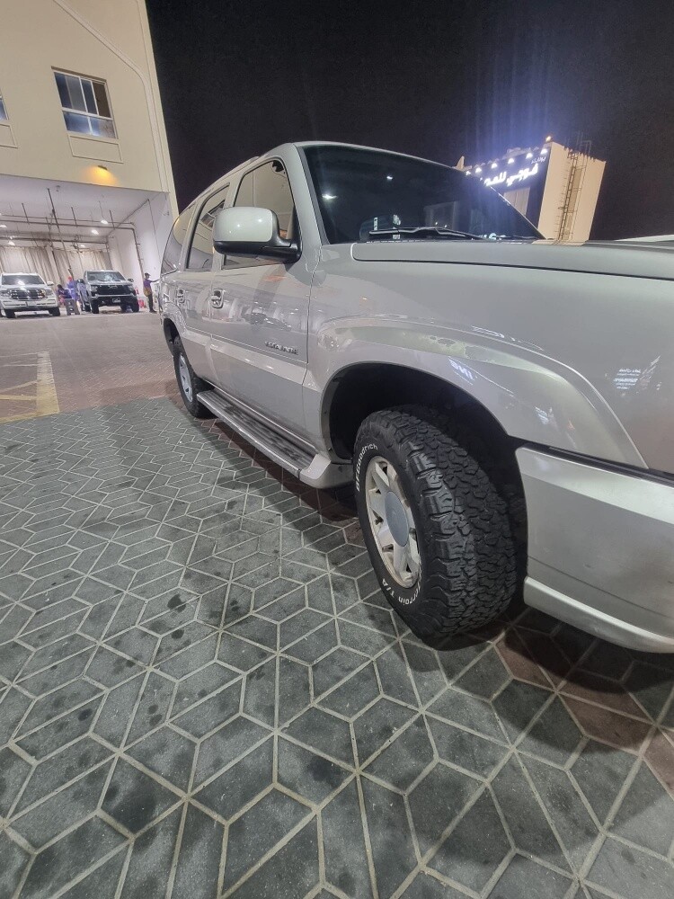 كاديلاك اسكاليد - 6