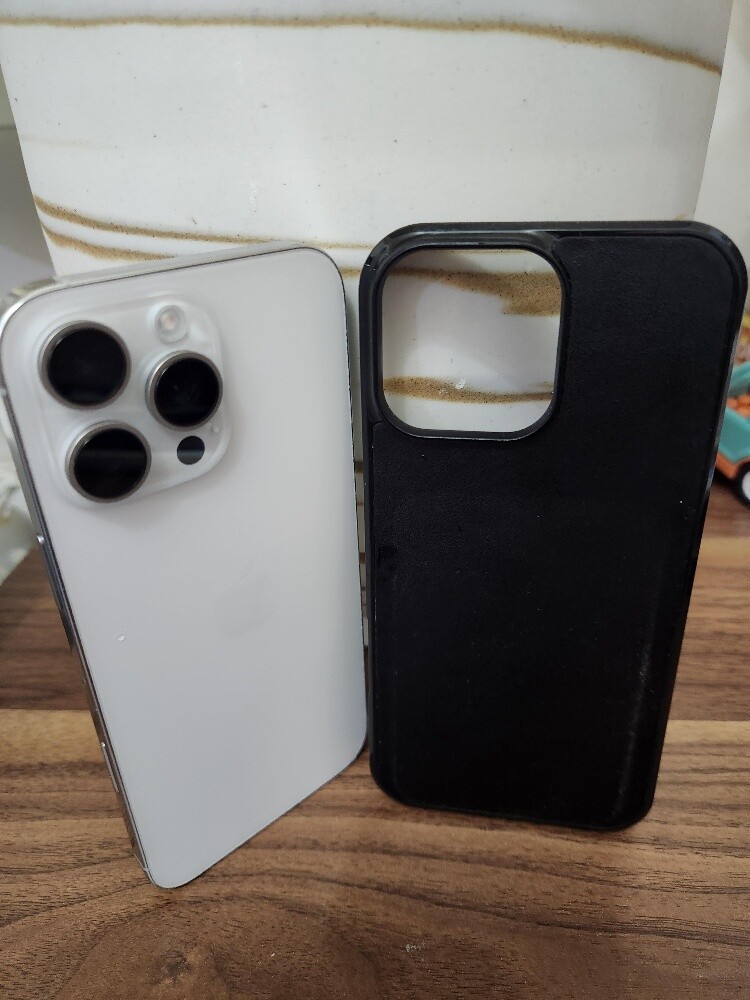iphone 16 Pro Max 256 read ad - 2