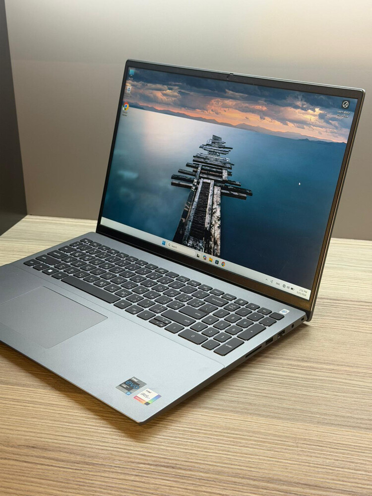 Dell Vostro 16 - 5