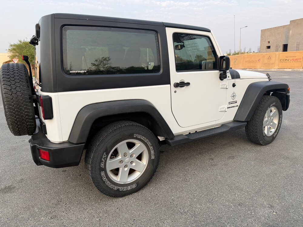 wrangler sport 2017- 98000km  - 4