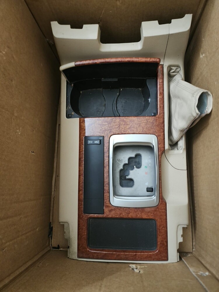 Genuine parts for Land Cruiser - 2