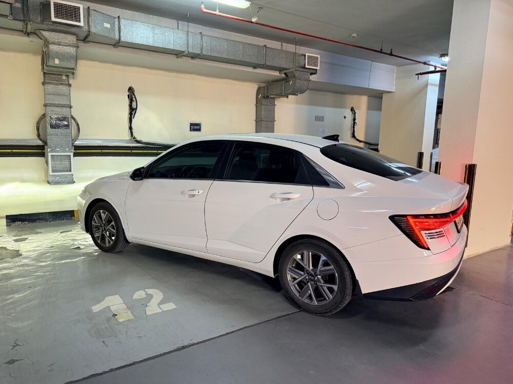 Need lemosin or rental car for sale - 1