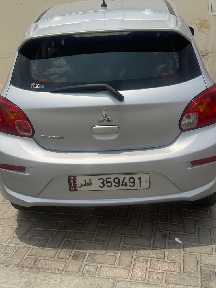 Mitsubishi Mirage - 1