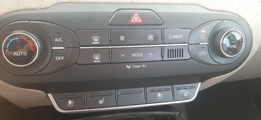 KIA SORENTO FULL OPTIONS 2015 - 13