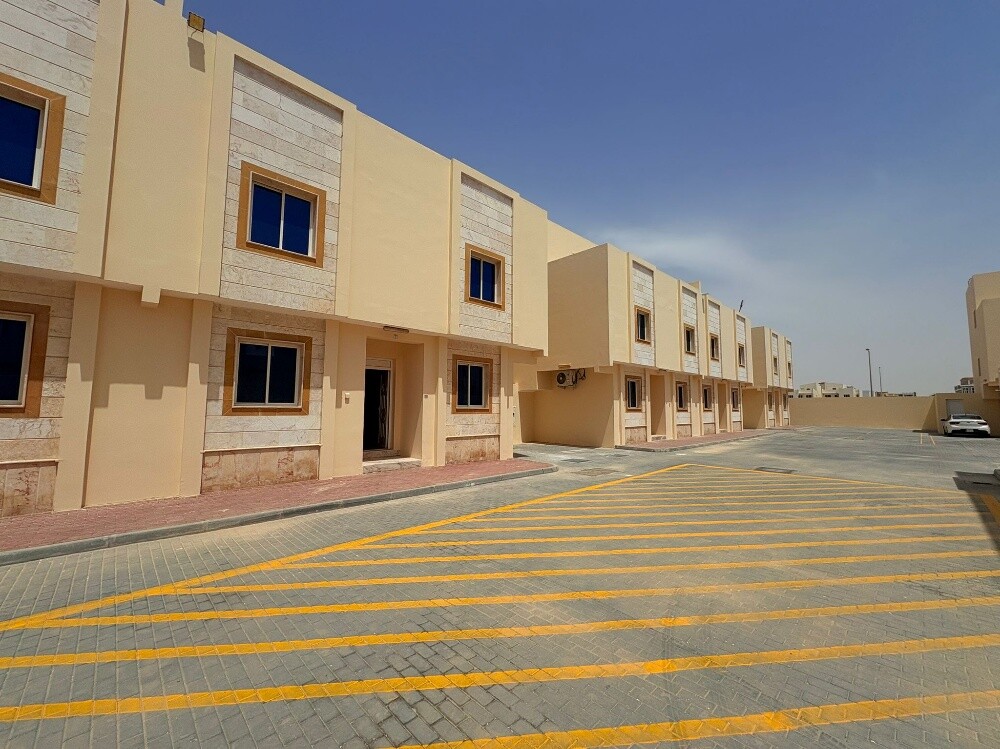 VILLA FOR SALE INSIDE COMPOUND - 2
