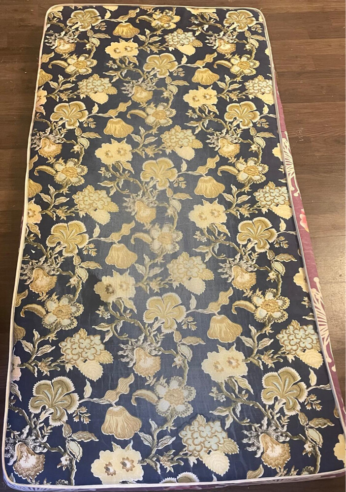 9 bed mattresses - 3