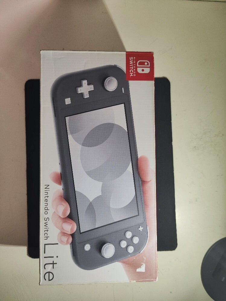 Nintendo switch lite for sale - 3