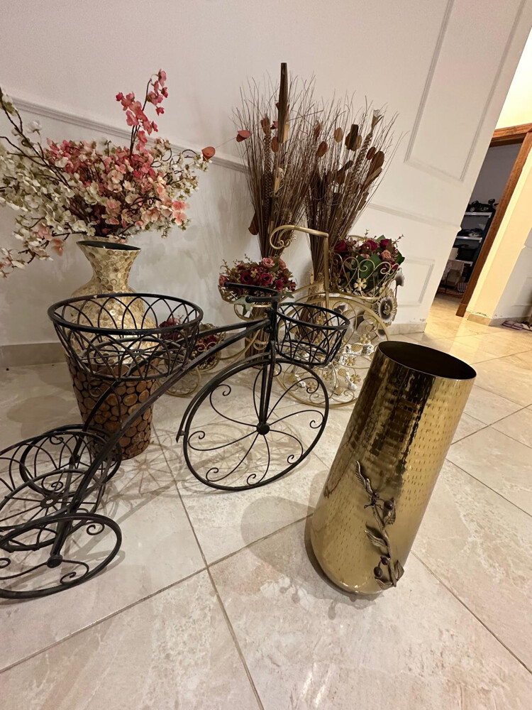 Decorative accessories - 1