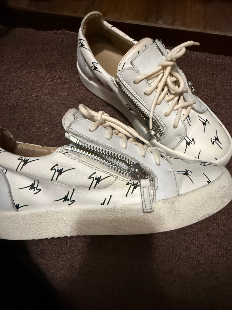 Giuseppe Zanotti original - 2
