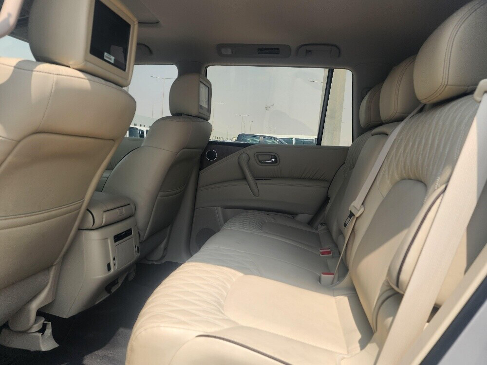 Nissan platinum 2020 Silver  - 7
