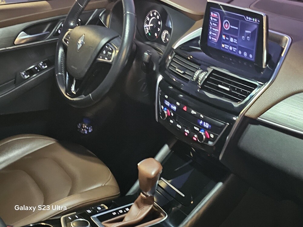 Borgward X5 - 1