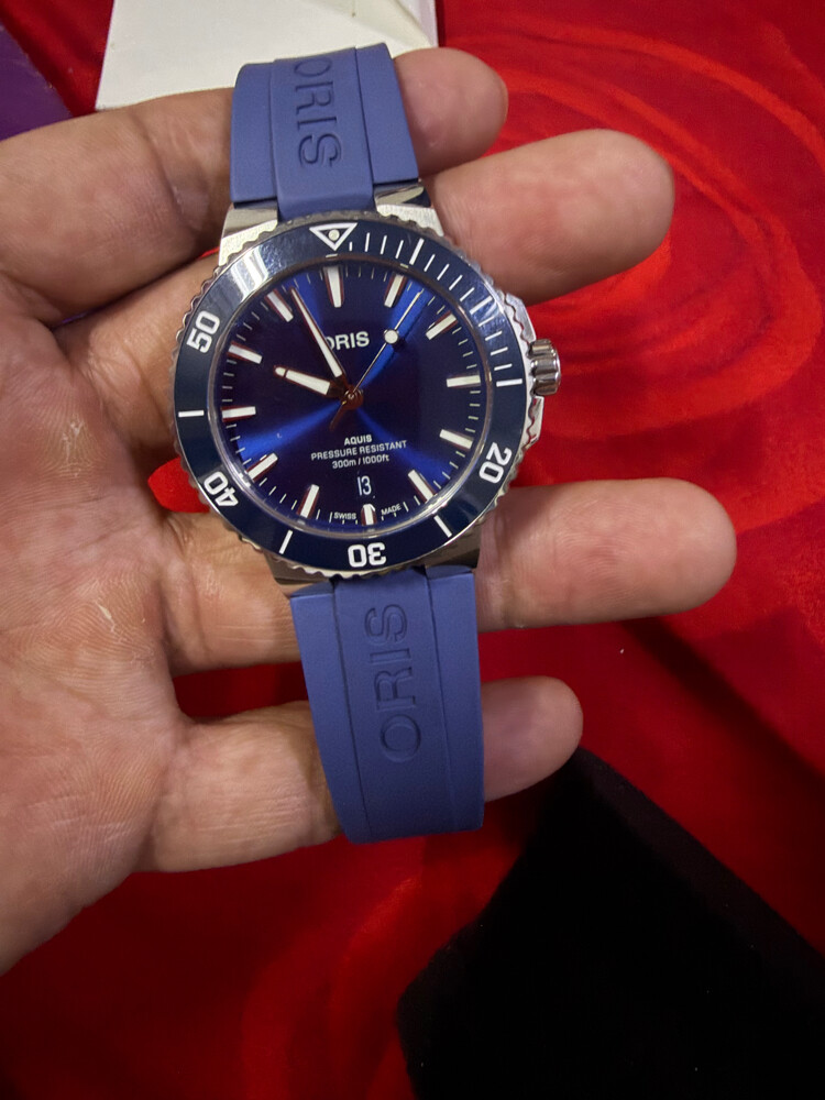 ORIS Aquis Date 2024 - 1