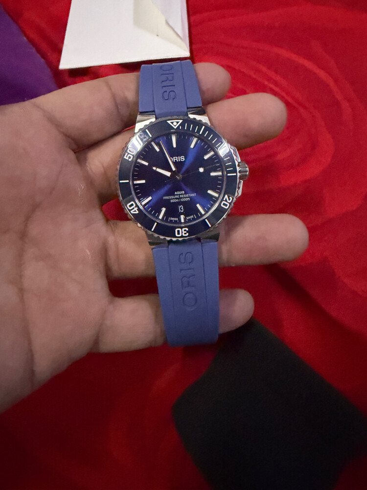 ORIS Aquis Date 2024 - 3