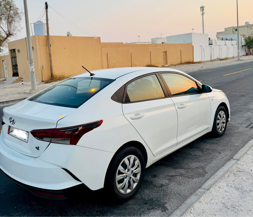 Hyundai Accent 2022 - 4