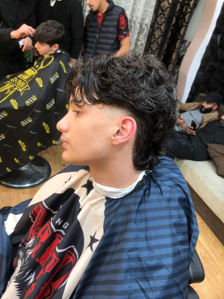 PROFESSIONAL HOME BARBER - 16