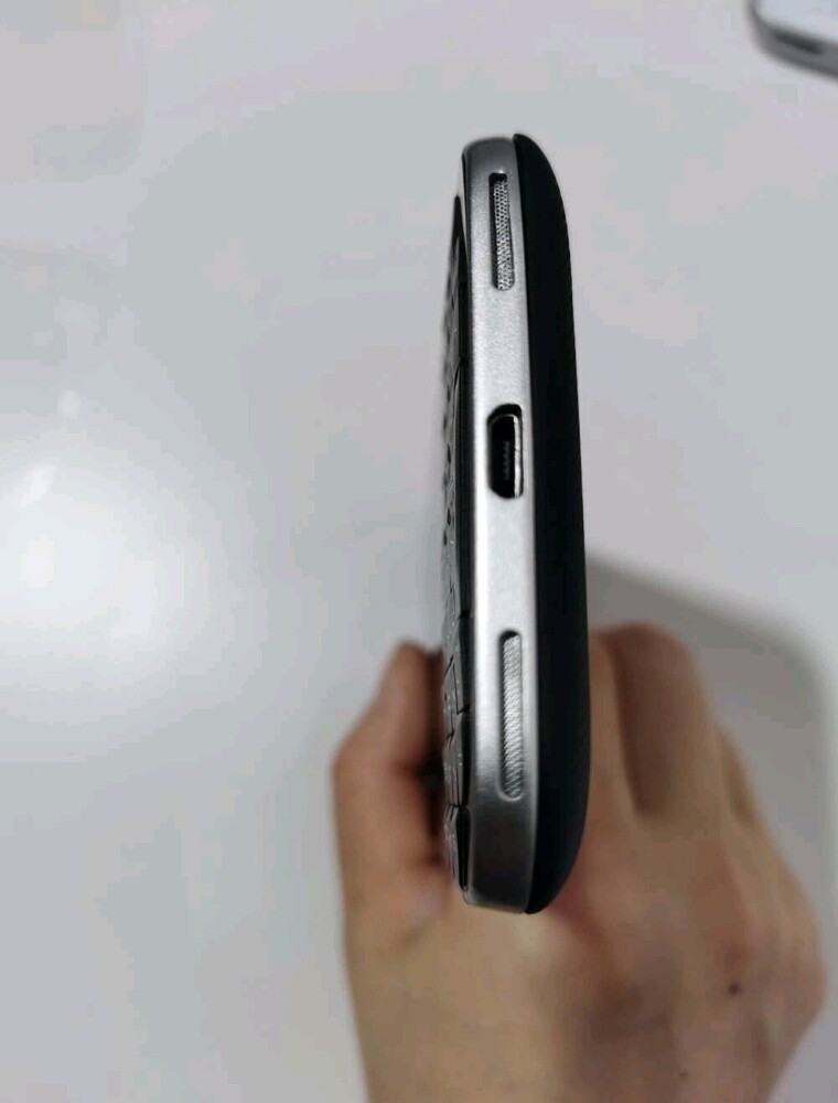 Blackberry Classic Q20 - 8