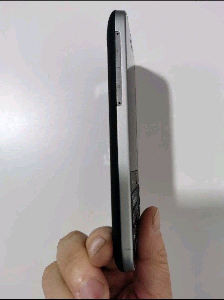 Blackberry Classic Q20 - 4
