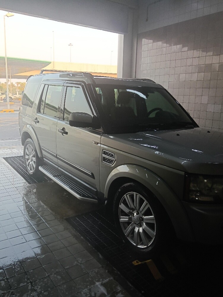 Land Rover LR4 - 1