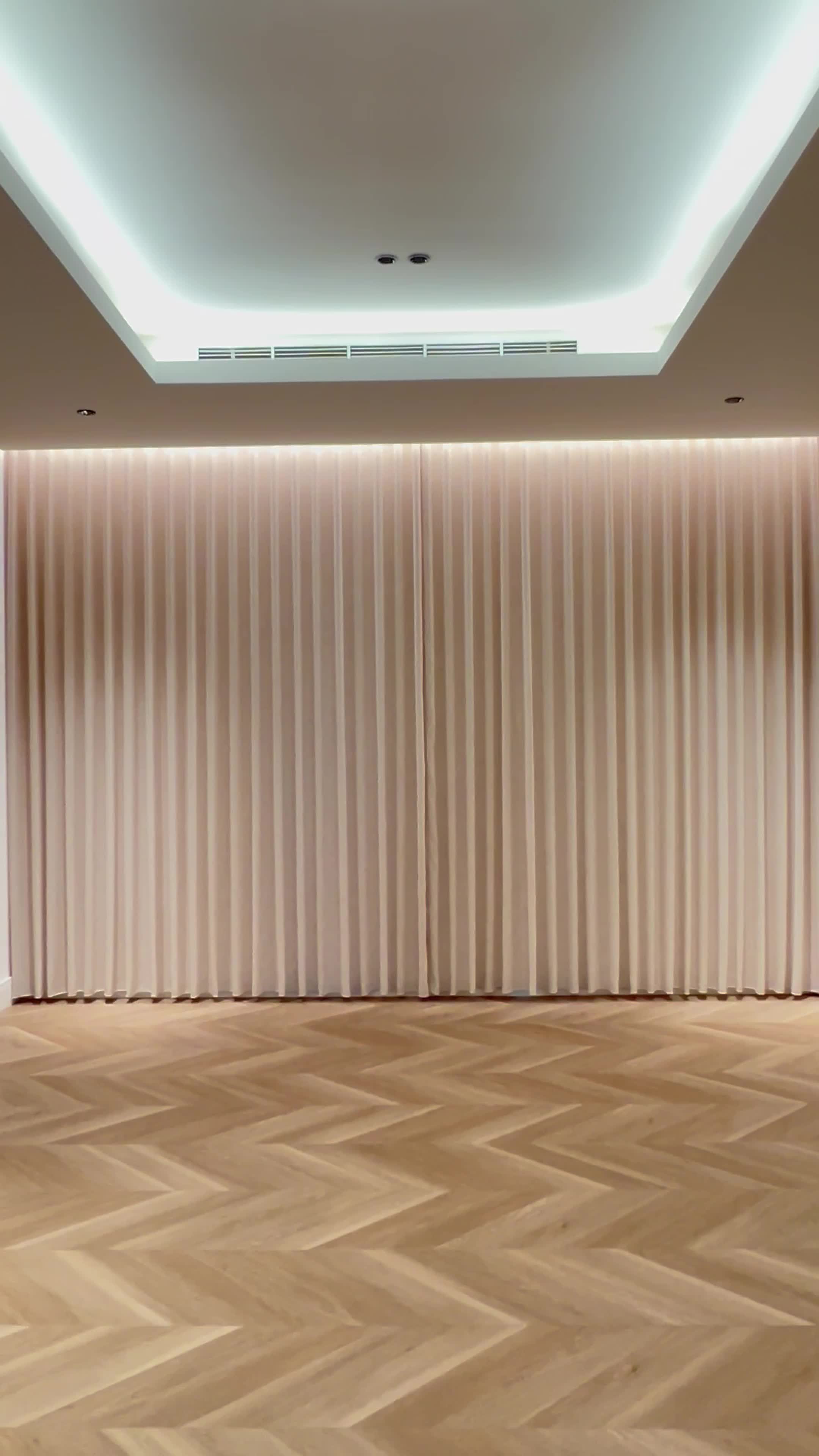 Curtains - 4