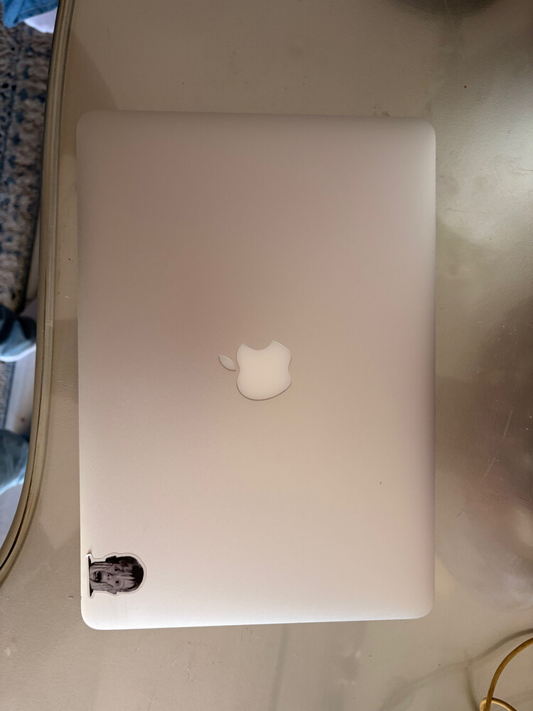 Macbook Air 13” (2017) with box. - 1