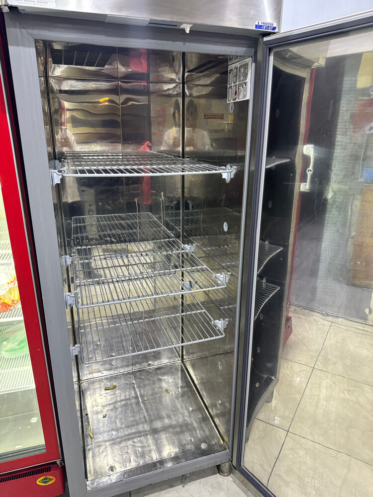 Single door Freezer - 4