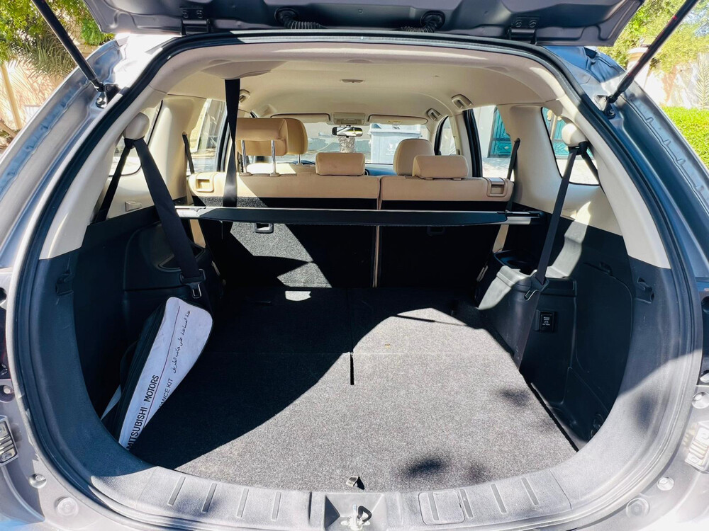 MITSUBISHI OUTLANDER 2020 - 5