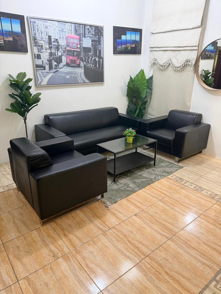 Used office sofa for sale - 4