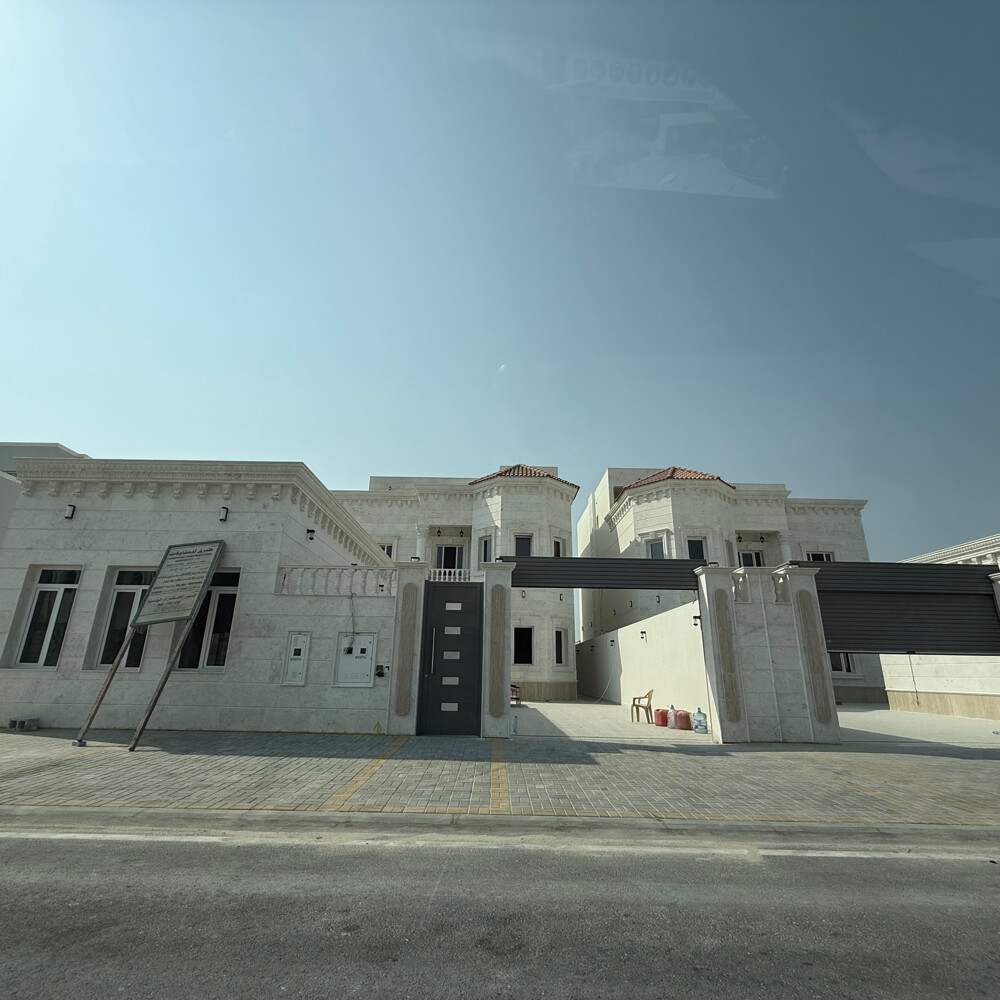 فيلا للبيع بالثمامة جديدتشطيب خاص - 4