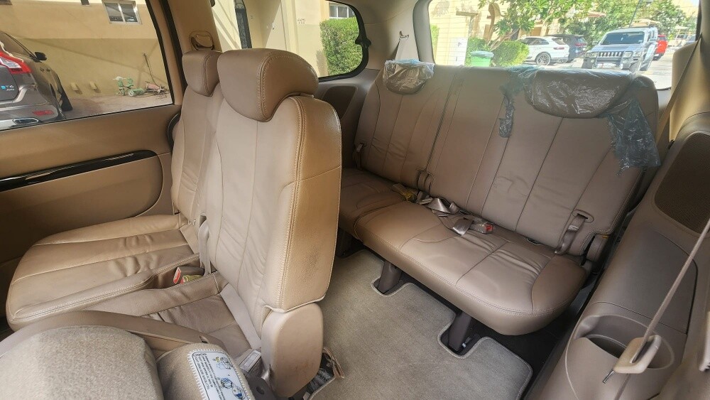 2013 Kia Carnival V6 Full Option - 12