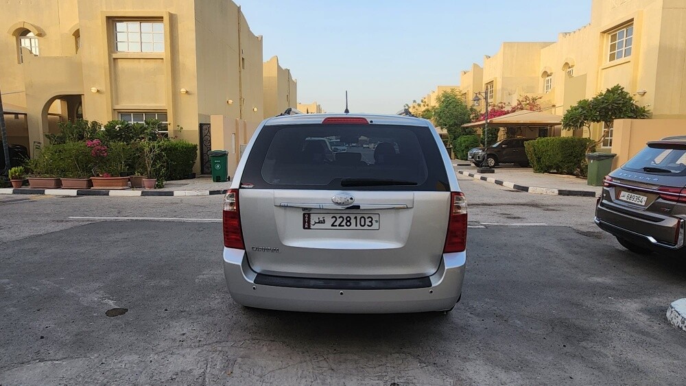 2013 Kia Carnival V6 Full Option - 5
