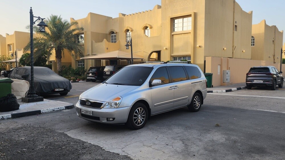 2013 Kia Carnival V6 Full Option - 3
