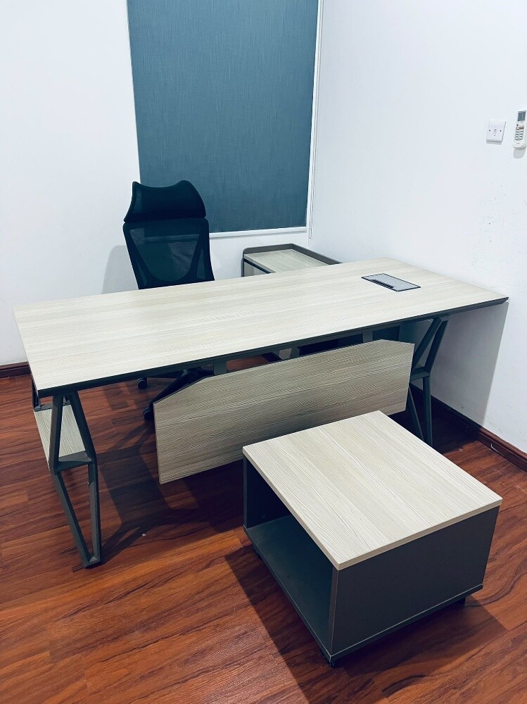 Used office furniture buy sell - 18