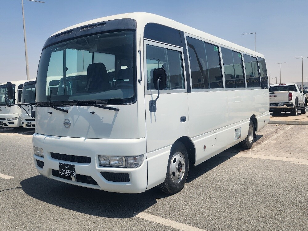 Nissan Civilian - 3