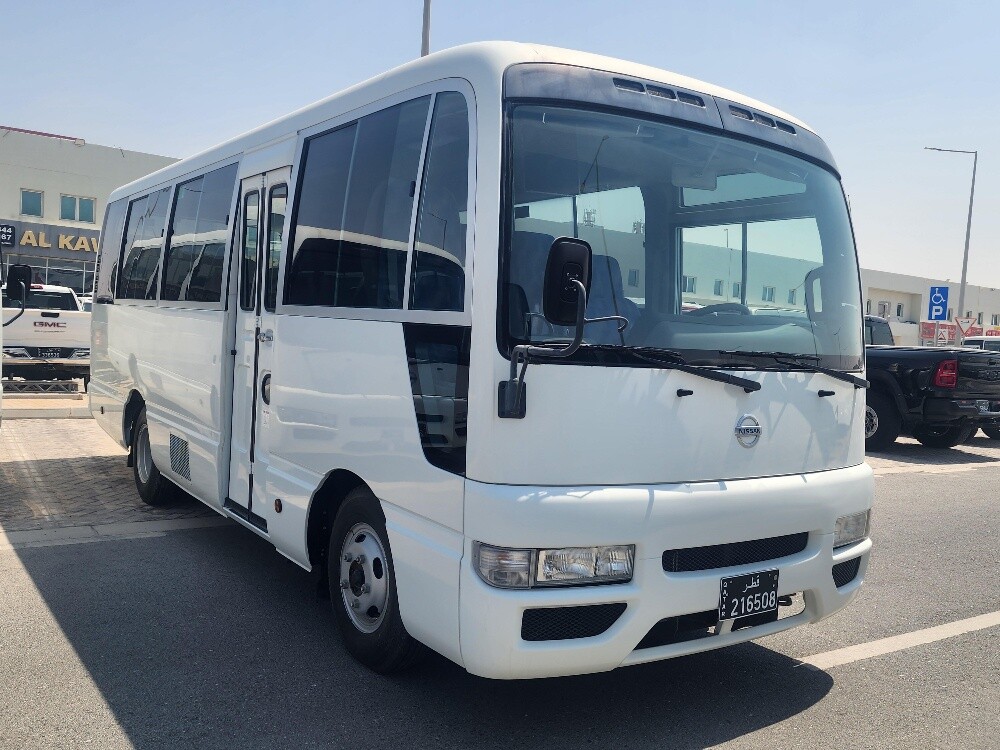 Nissan Civilian - 2