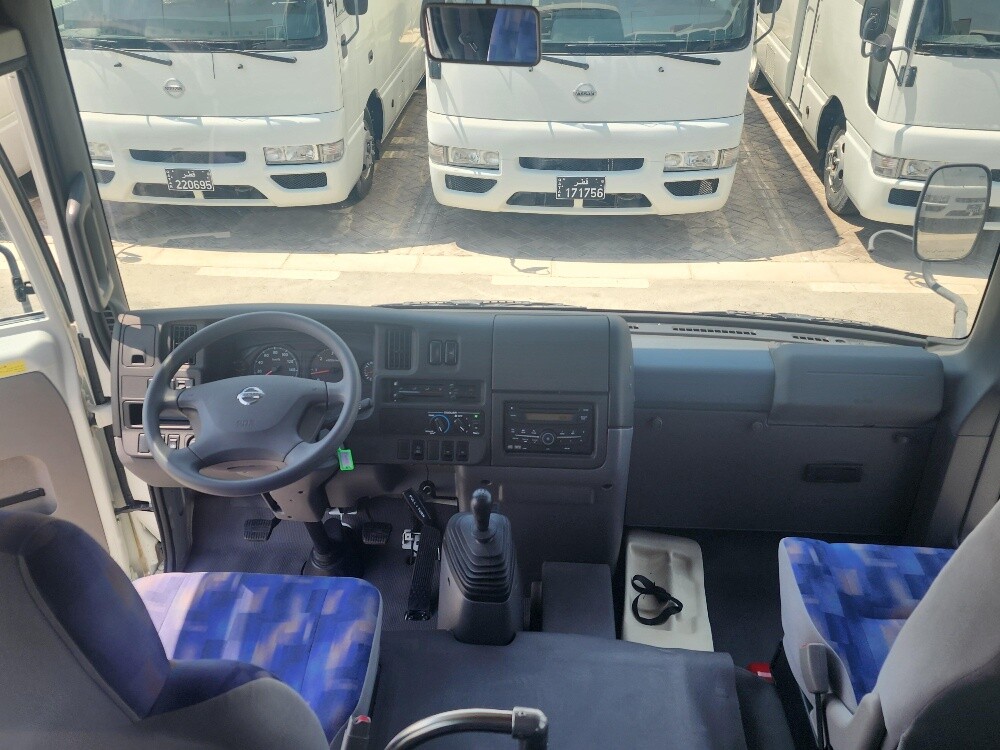 Nissan Civilian - 9