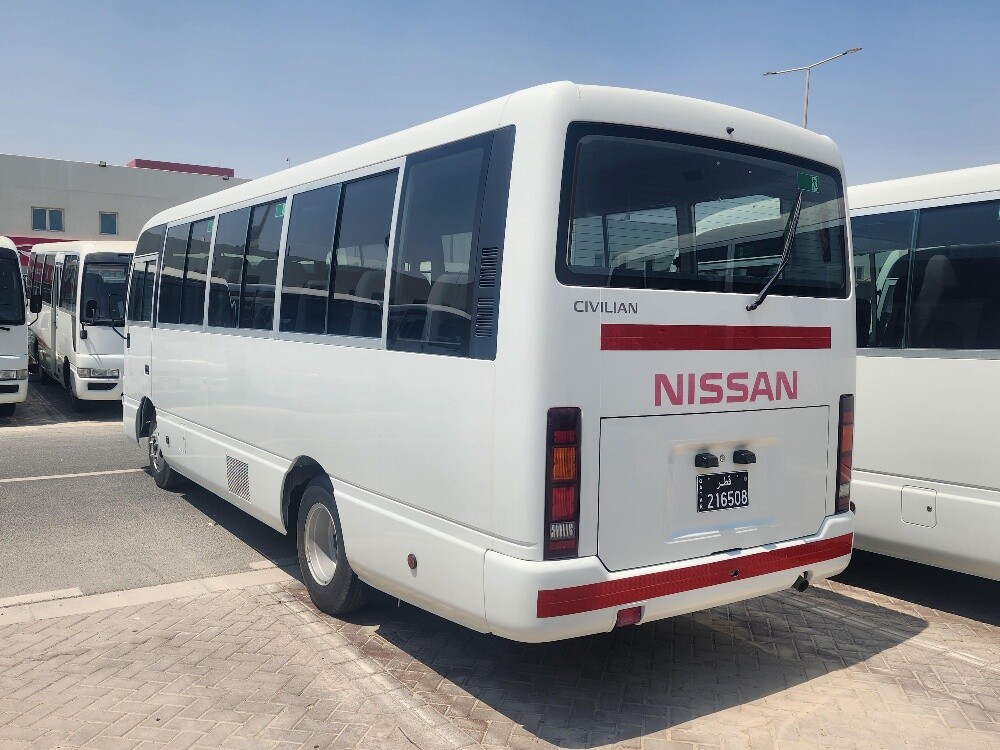 Nissan Civilian - 4