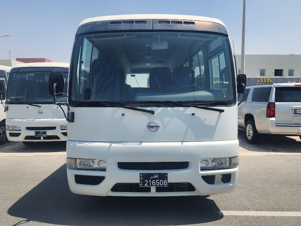 Nissan Civilian - 1