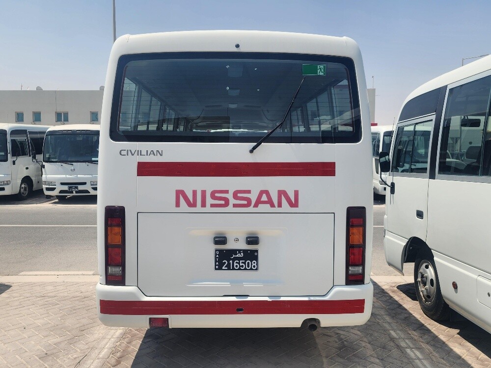 Nissan Civilian - 6
