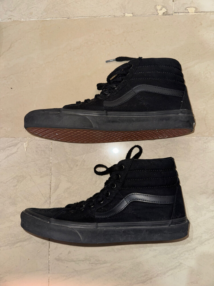 all black VANS size 43 - 2