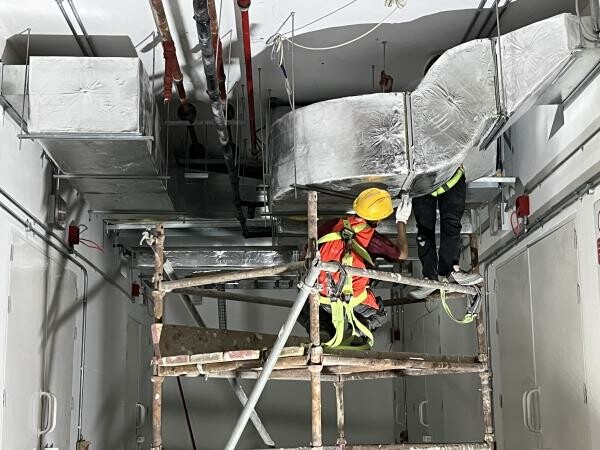 Ducting subcontractor - 10
