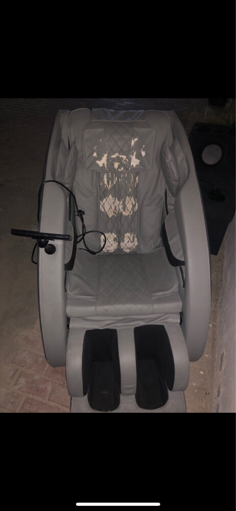 massage chair  - 1