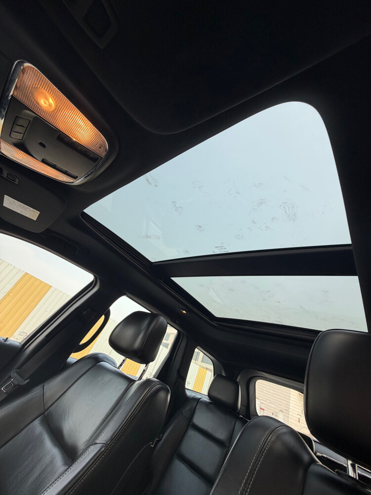 Jeep Grand Cherokee Limited  - 8