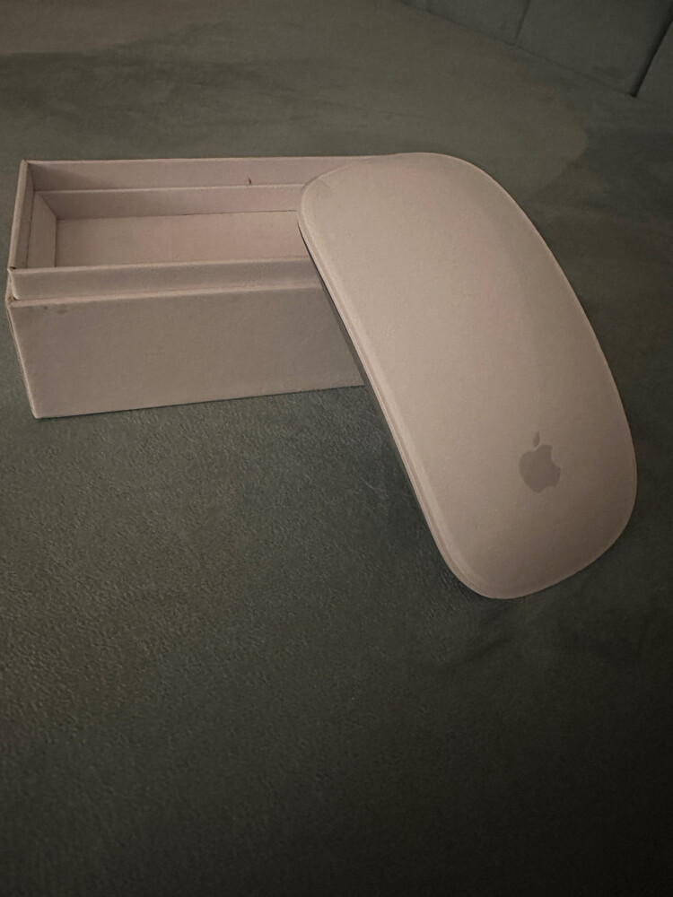 MacBook Air - 4