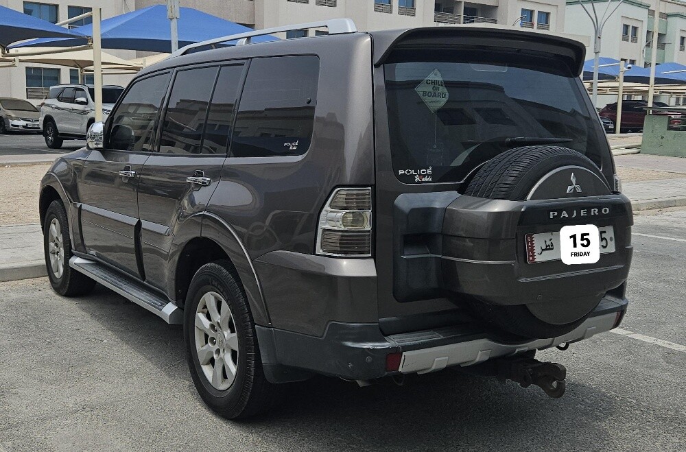 Mitsubishi Pajero 2009 – 6 Cylinde - 4