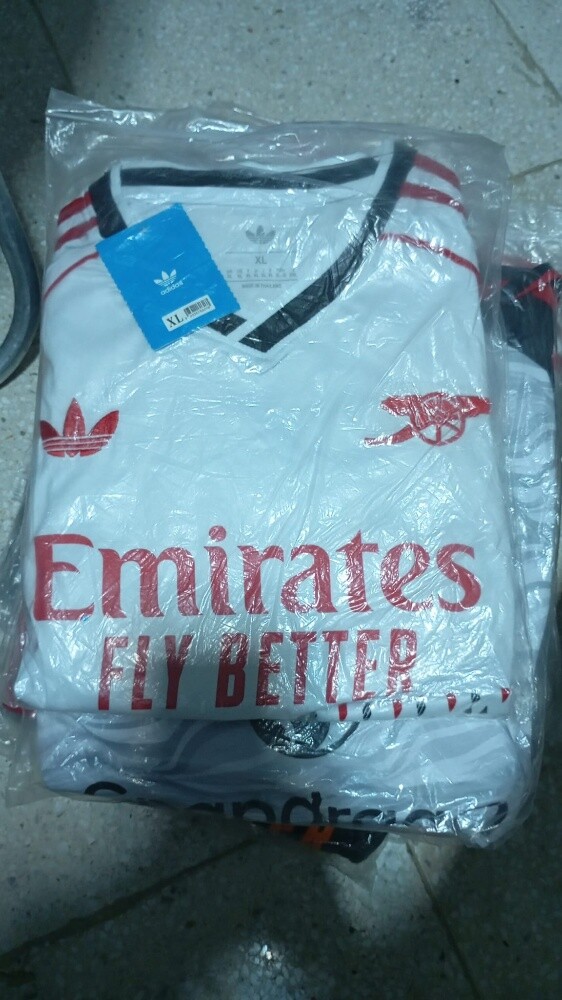 football jersey and Kenyan jersey - 4