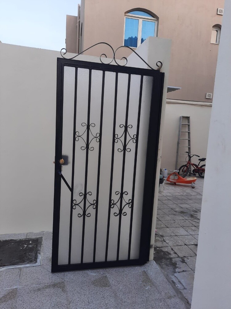 نقوم بجميع الحدادة ترتيب وتركيب ا - 4