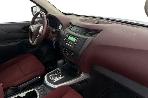 NISSAN NAVARA 4X2 AT 2020 48082KM - 3