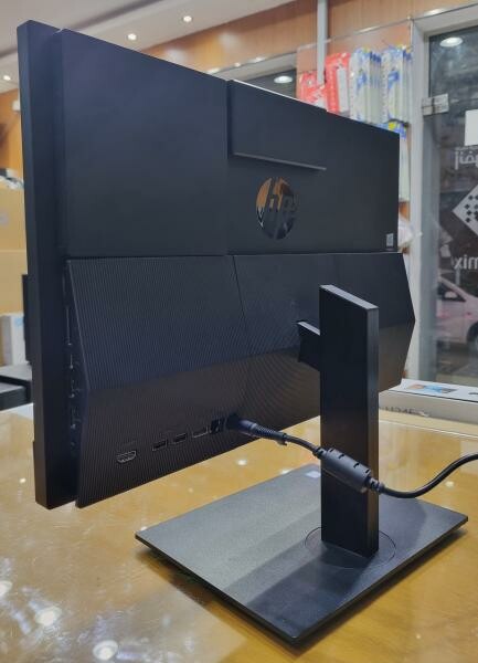 HP ALL-IN-ONE PC : i7 8TH GEN - 3