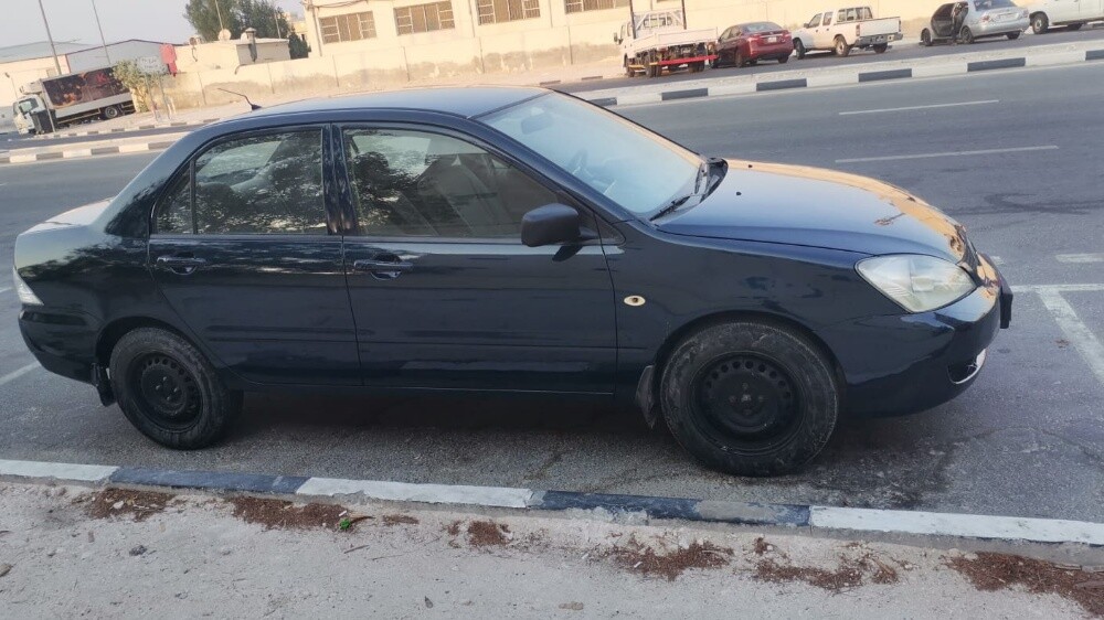 Mitsubishi lancer - 4